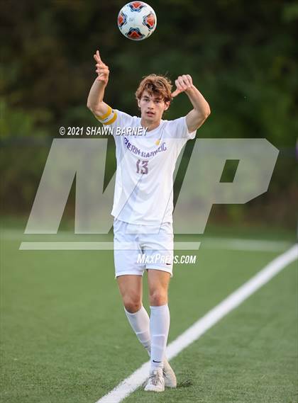 Thumbnail 1 in Guerin Catholic vs. Indianapolis Cardinal Ritter photogallery.