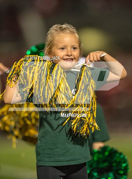 Thumbnail 1 in Edison vs. Orange Lutheran photogallery.