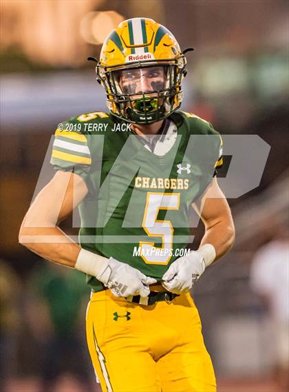 Thumbnail 2 in Edison vs. Orange Lutheran photogallery.