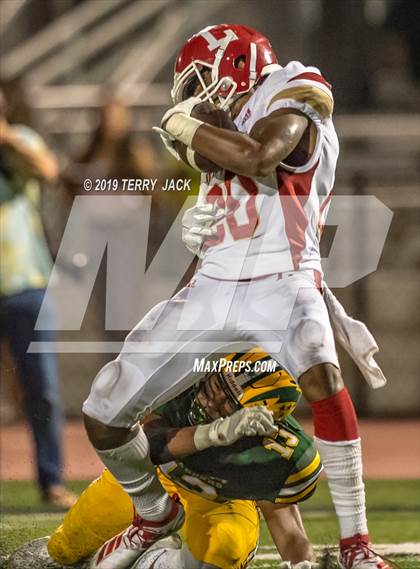 Thumbnail 1 in Edison vs. Orange Lutheran photogallery.