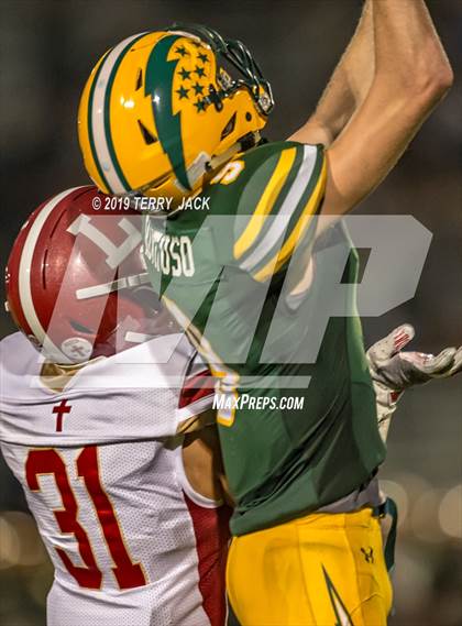 Thumbnail 3 in Edison vs. Orange Lutheran photogallery.