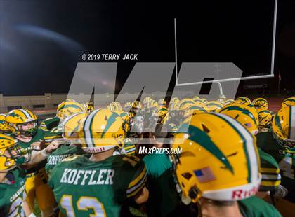 Thumbnail 1 in Edison vs. Orange Lutheran photogallery.
