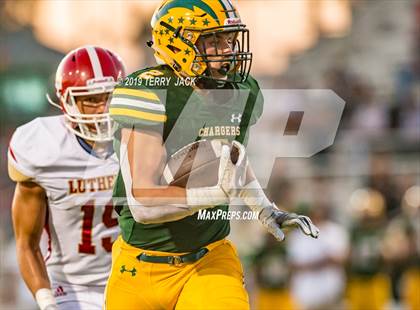 Thumbnail 3 in Edison vs. Orange Lutheran photogallery.