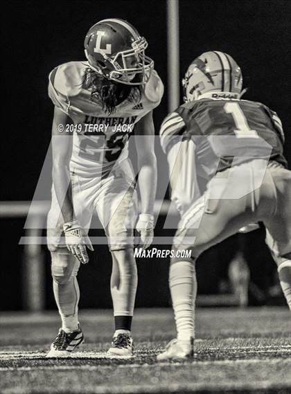 Thumbnail 2 in Edison vs. Orange Lutheran photogallery.