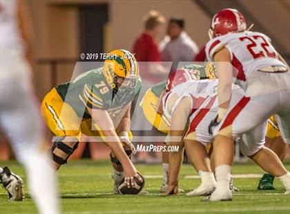 Thumbnail 3 in Edison vs. Orange Lutheran photogallery.