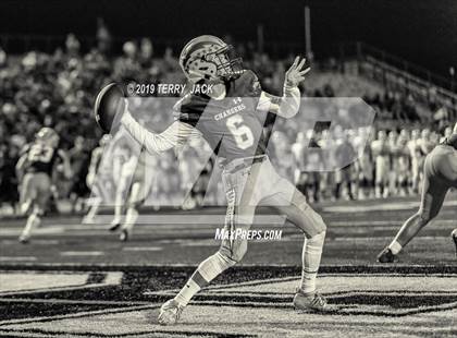 Thumbnail 2 in Edison vs. Orange Lutheran photogallery.
