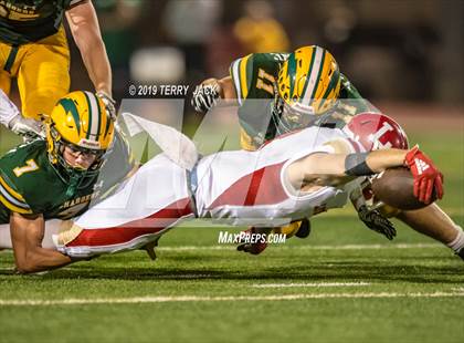 Thumbnail 2 in Edison vs. Orange Lutheran photogallery.