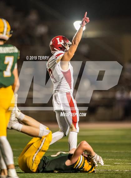 Thumbnail 3 in Edison vs. Orange Lutheran photogallery.
