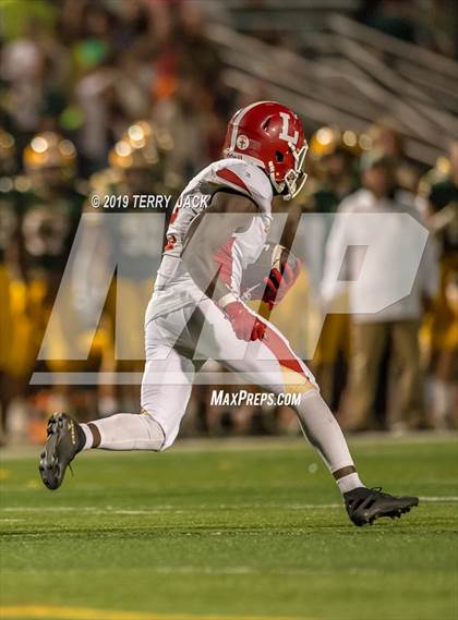 Thumbnail 2 in Edison vs. Orange Lutheran photogallery.