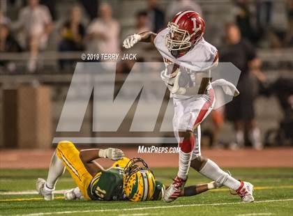 Thumbnail 2 in Edison vs. Orange Lutheran photogallery.