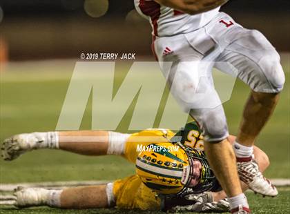 Thumbnail 2 in Edison vs. Orange Lutheran photogallery.