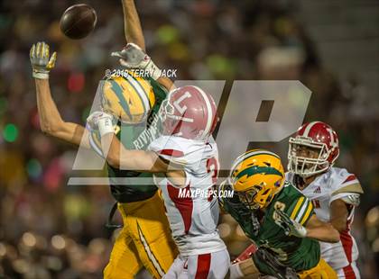 Thumbnail 3 in Edison vs. Orange Lutheran photogallery.