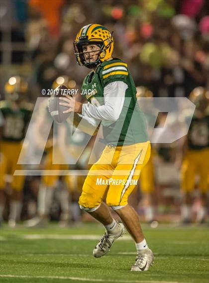 Thumbnail 3 in Edison vs. Orange Lutheran photogallery.