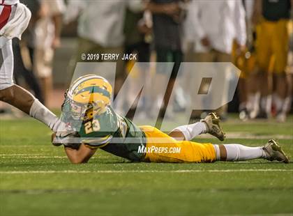 Thumbnail 2 in Edison vs. Orange Lutheran photogallery.