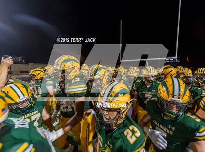 Thumbnail 2 in Edison vs. Orange Lutheran photogallery.