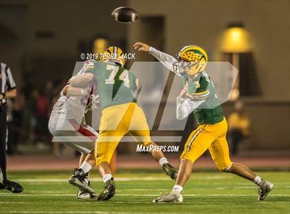 Thumbnail 1 in Edison vs. Orange Lutheran photogallery.