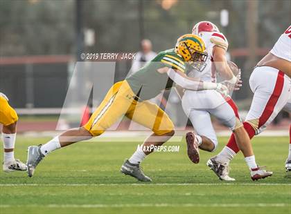 Thumbnail 3 in Edison vs. Orange Lutheran photogallery.