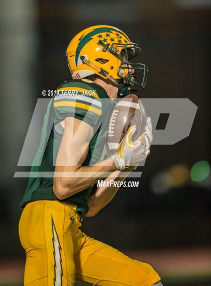 Thumbnail 1 in Edison vs. Orange Lutheran photogallery.