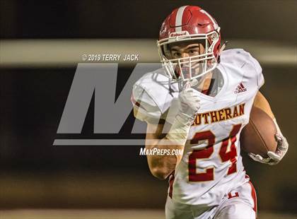 Thumbnail 3 in Edison vs. Orange Lutheran photogallery.