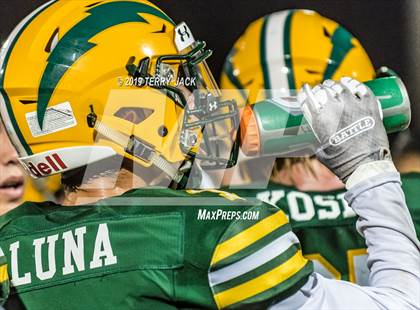 Thumbnail 2 in Edison vs. Orange Lutheran photogallery.