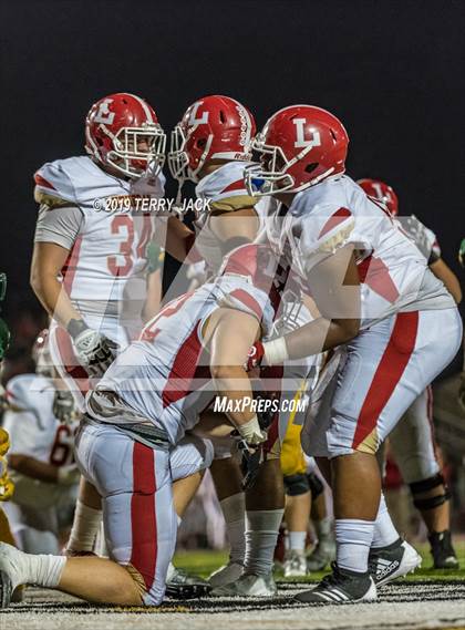 Thumbnail 2 in Edison vs. Orange Lutheran photogallery.