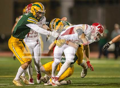 Thumbnail 2 in Edison vs. Orange Lutheran photogallery.