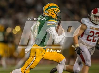 Thumbnail 3 in Edison vs. Orange Lutheran photogallery.