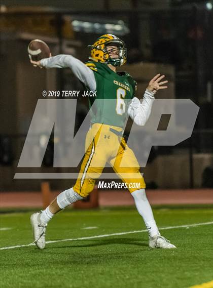 Thumbnail 3 in Edison vs. Orange Lutheran photogallery.