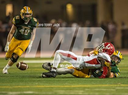 Thumbnail 3 in Edison vs. Orange Lutheran photogallery.