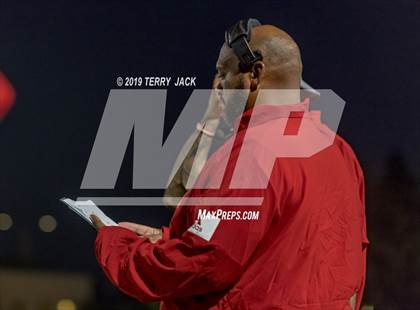 Thumbnail 3 in Edison vs. Orange Lutheran photogallery.