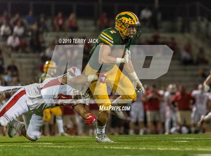 Thumbnail 3 in Edison vs. Orange Lutheran photogallery.