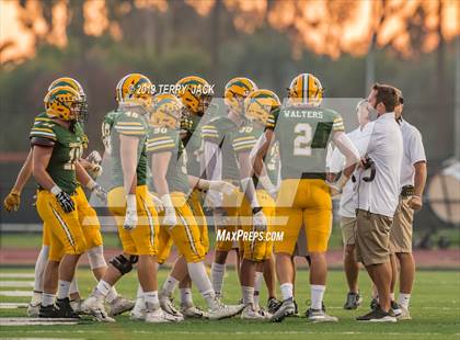 Thumbnail 3 in Edison vs. Orange Lutheran photogallery.