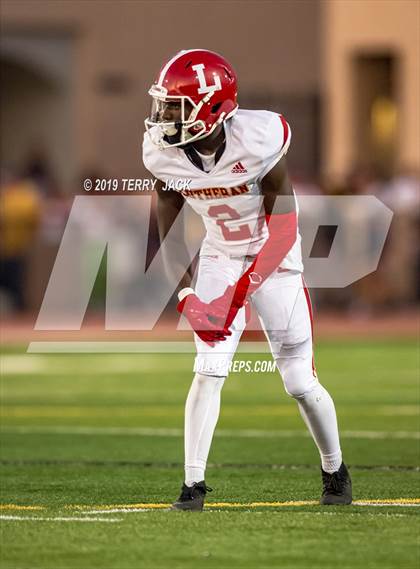 Thumbnail 3 in Edison vs. Orange Lutheran photogallery.