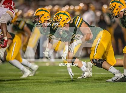 Thumbnail 2 in Edison vs. Orange Lutheran photogallery.