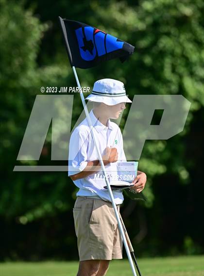 Thumbnail 1 in UIL 6A Boys Golf State Championship photogallery.