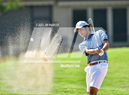 Thumbnail 1 in UIL 6A Boys Golf State Championship photogallery.