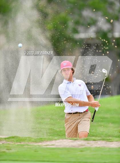 Thumbnail 1 in UIL 6A Boys Golf State Championship photogallery.