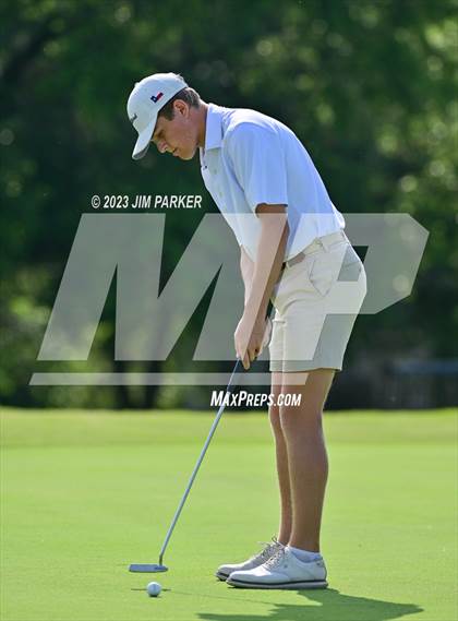 Thumbnail 1 in UIL 6A Boys Golf State Championship photogallery.