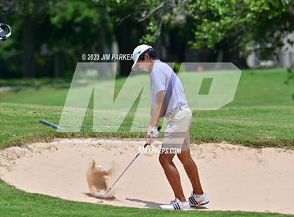 Thumbnail 2 in UIL 6A Boys Golf State Championship photogallery.