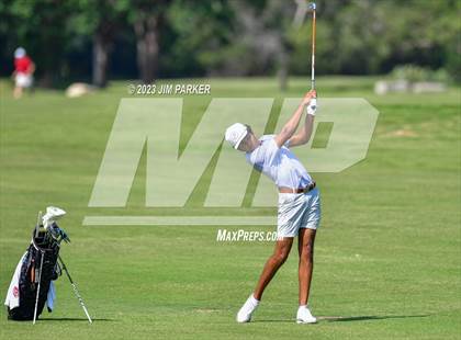 Thumbnail 3 in UIL 6A Boys Golf State Championship photogallery.