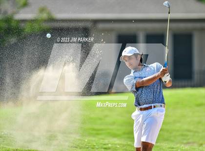 Thumbnail 2 in UIL 6A Boys Golf State Championship photogallery.