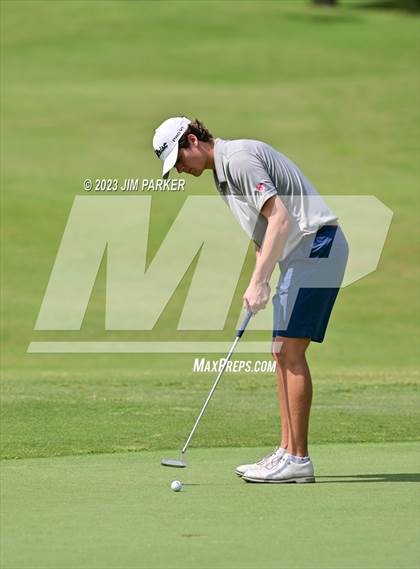 Thumbnail 1 in UIL 6A Boys Golf State Championship photogallery.