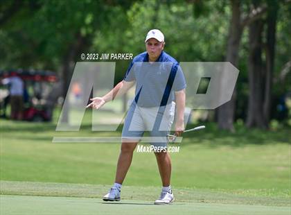 Thumbnail 3 in UIL 6A Boys Golf State Championship photogallery.