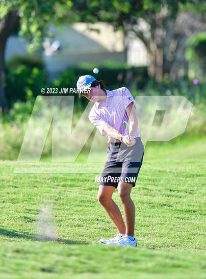 Thumbnail 3 in UIL 6A Boys Golf State Championship photogallery.