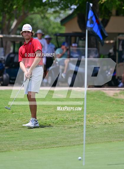 Thumbnail 3 in UIL 6A Boys Golf State Championship photogallery.