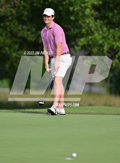 Thumbnail 1 in UIL 6A Boys Golf State Championship photogallery.