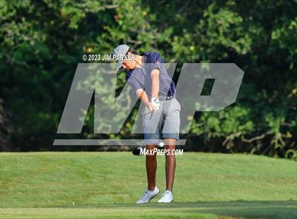 Thumbnail 2 in UIL 6A Boys Golf State Championship photogallery.