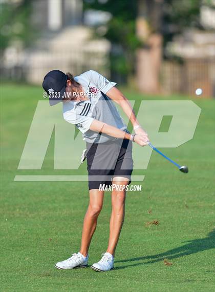 Thumbnail 3 in UIL 6A Boys Golf State Championship photogallery.