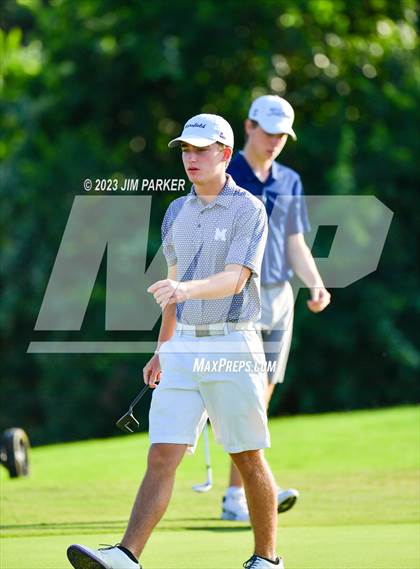 Thumbnail 3 in UIL 6A Boys Golf State Championship photogallery.
