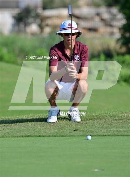 Thumbnail 1 in UIL 6A Boys Golf State Championship photogallery.